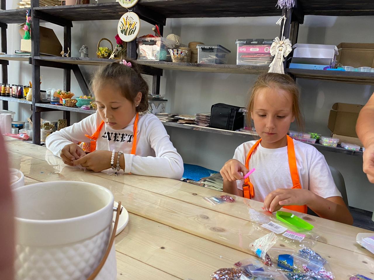 23b7c9fd-7718-410d-a2c8-6bb0dd6a29d7